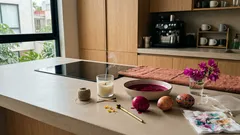 Pascua DIY: detalles de primavera para tu casa (y un truco para envolver regalos sin gastar de más)